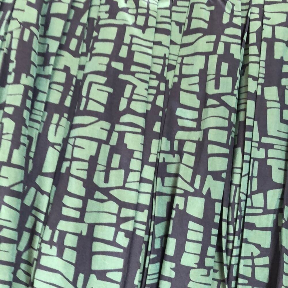 French Connection Silk Cotton Pleated Skirt Size 2 Green Black Graphic Print - Picture 5 of 8